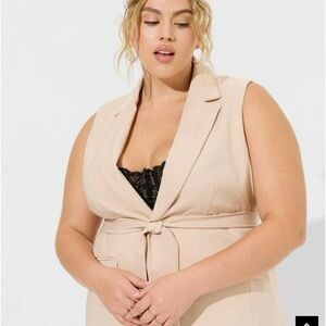 Say hello to lightweight perfect stretch, wrinkle resistance and style!!!